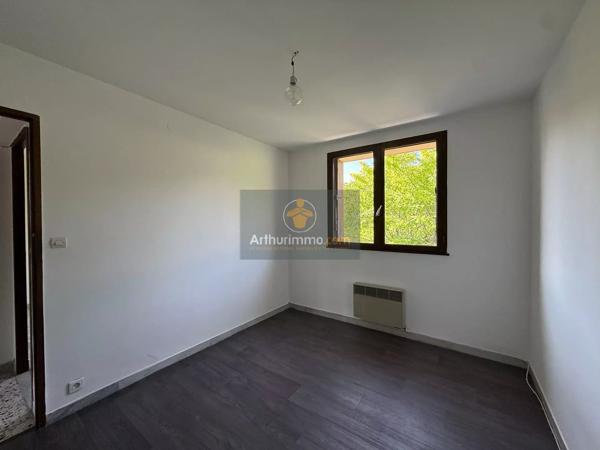 Location                                                      Appartement
                        
                     3 pièces                      54 m2                     à Apt