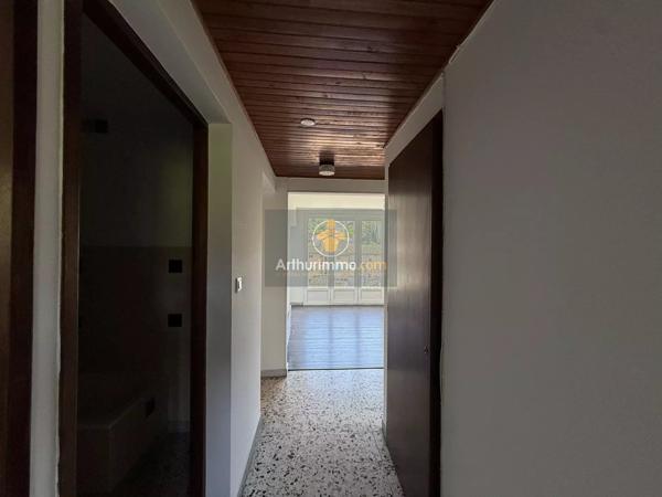 Location                                                      Appartement
                        
                     3 pièces                      54 m2                     à Apt