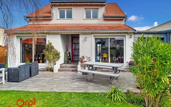 Maison à vendre    7 pièces • 175 m2 Saint-Sébastien-sur-Loire