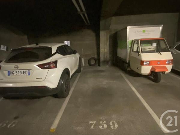Parking à vendre  10 m 2   LE MANS  - 72