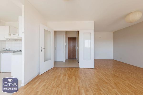 Appartement à vendre 1 pièce 39.24m² Clermont-Ferrand (63100)