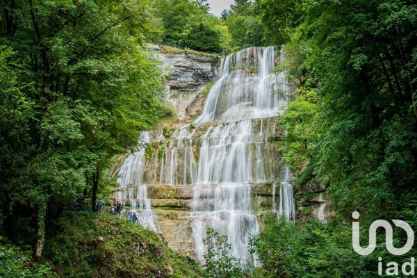 Maison à vendre 10 pièces 215 m² Viry