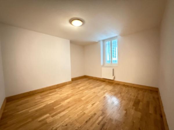Appartement Lons-Le-Saunier 2 pièces / 1 chambre / 70 m²