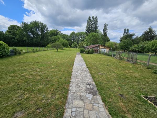 Maison
         7 pièces
        - 137 m²