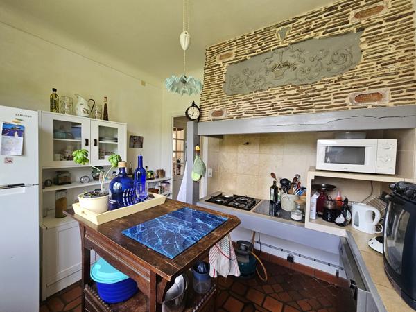 Maison
         7 pièces
        - 137 m²
