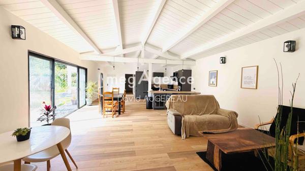 Maison à L' ILE-D'YEU, 85350 - 5 pièces 170m²