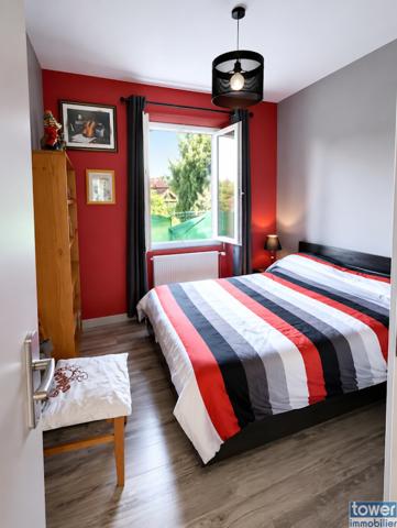 Maison
                                                                                                                                                                                                                                                                                                                        6 pièce(s)                                                                                                                                                                                                          5 chambre(s)                                                                                                                                                                                                          121  m²