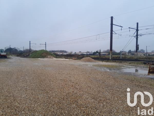 Immeuble à vendre 400 m² Les Églisottes-et-Chalaures