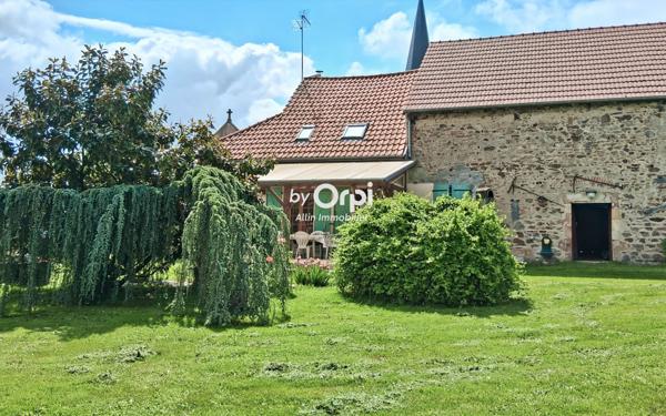 Maison à vendre    5 pièces •  Saint-Angel