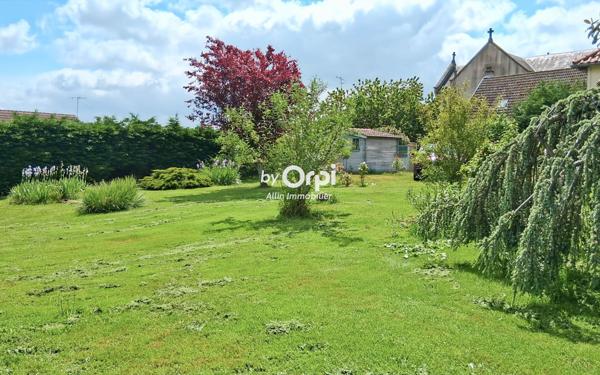 Maison à vendre    5 pièces •  Saint-Angel