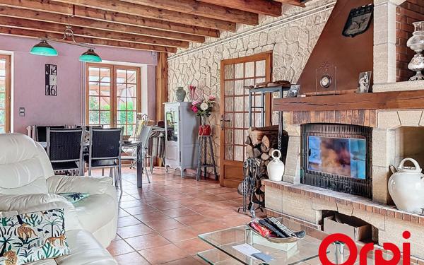 Maison à vendre    5 pièces •  Saint-Angel