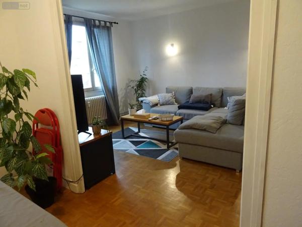 Location - Appartement Bourg-en-Bresse 01000 4 pièces 72 m 2