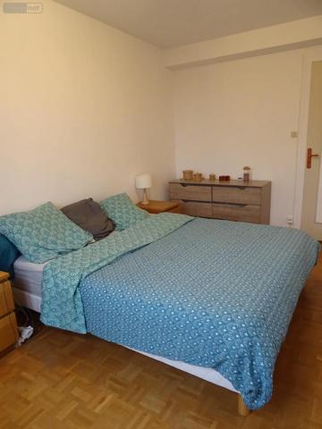 Location - Appartement Bourg-en-Bresse 01000 4 pièces 72 m 2