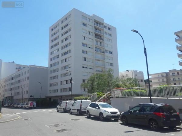 Location - Appartement Cusset 03300 4 pièces 74 m 2