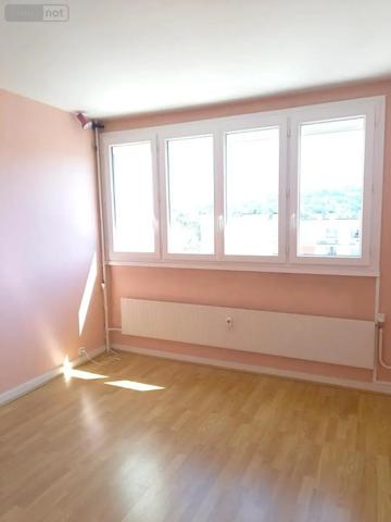 Location - Appartement Cusset 03300 4 pièces 74 m 2