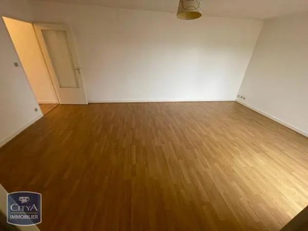 Appartement à louer 2 pièces 52.79m² Dijon (21000)