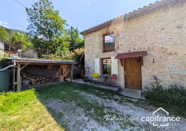 Maison en pierre rénovée avec jardin – 111 m² – Saint-Martin-en-Vercors (26420)
