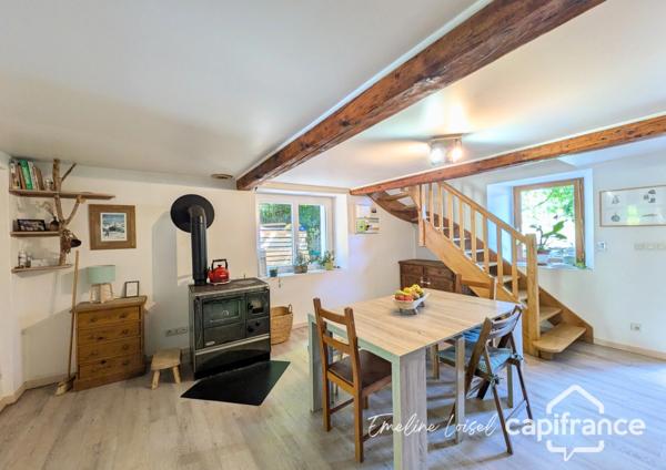 Maison en pierre rénovée avec jardin – 111 m² – Saint-Martin-en-Vercors (26420)