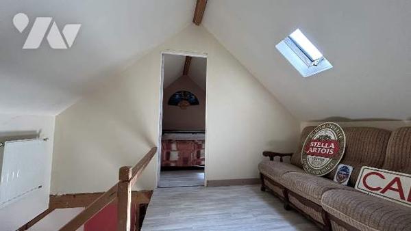 Terrain de loisirs en bordure de rivière