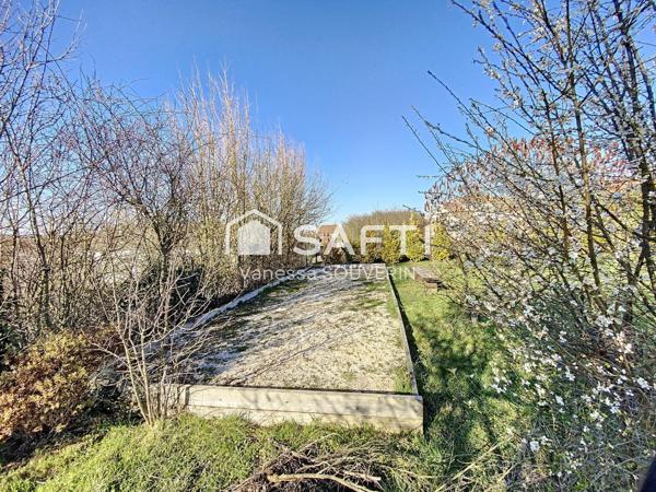 Maison T6 avec dépendance, garage sur 1220 M2 clos