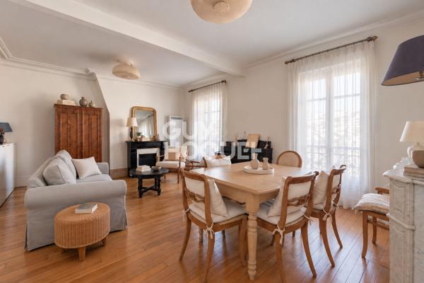 Appartement Paris 2/3 pièces 60 m2