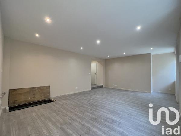 Appartement 3 pièces de 70 m² à Moulins-lès-Metz (57160)