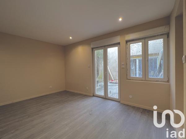 Appartement 3 pièces de 70 m² à Moulins-lès-Metz (57160)