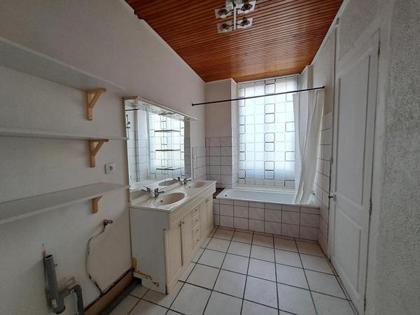 Appartement rénové Nantes - 2 pièce(s) - 50.19 m2