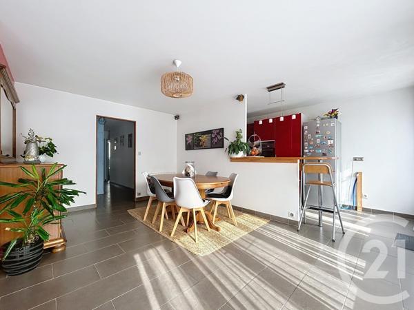 Appartement F4 à vendre  4 pièces - 74,87 m2 DEUIL LA BARRE - 95