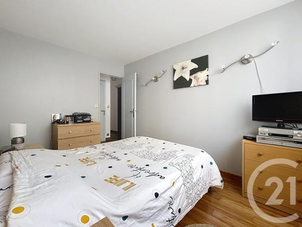Appartement F4 à vendre  4 pièces - 74,87 m2 DEUIL LA BARRE - 95