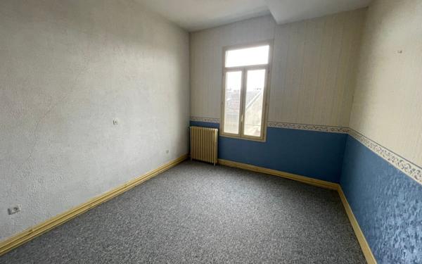 Appartement à vendre    9 pièces • 320 m2 Bar-le-Duc