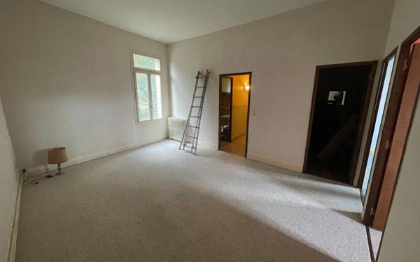 Appartement à vendre    9 pièces • 320 m2 Bar-le-Duc