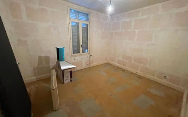 Appartement à vendre    9 pièces • 320 m2 Bar-le-Duc