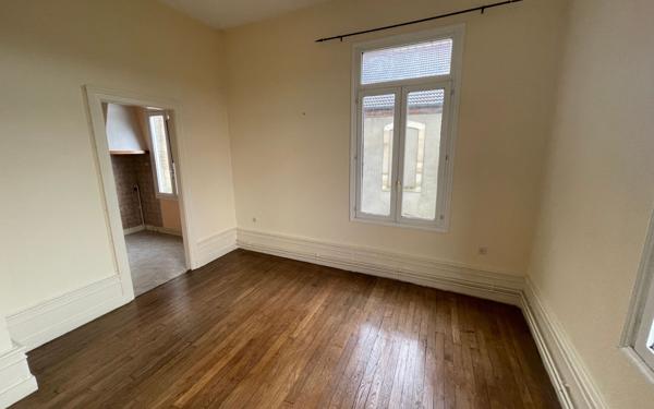 Appartement à vendre    9 pièces • 320 m2 Bar-le-Duc