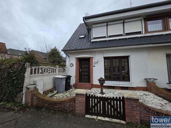 Maison
                                                                                                                                                                                                                                                                                                                        6 pièce(s)                                                                                                                                                                                                          3 chambre(s)                                                                                                                                                                                                          103  m²
