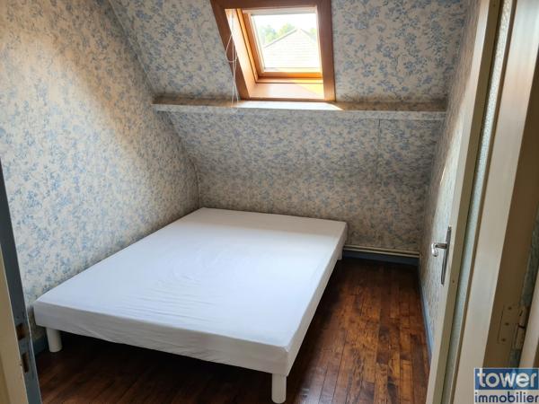 Maison
                                                                                                                                                                                                                                                                                                                        6 pièce(s)                                                                                                                                                                                                          3 chambre(s)                                                                                                                                                                                                          103  m²