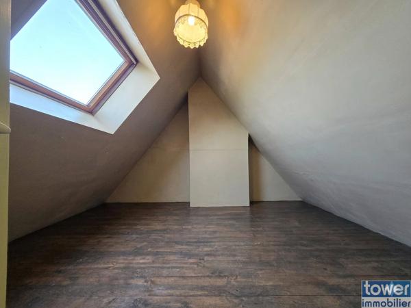 Maison
                                                                                                                                                                                                                                                                                                                        6 pièce(s)                                                                                                                                                                                                          3 chambre(s)                                                                                                                                                                                                          103  m²
