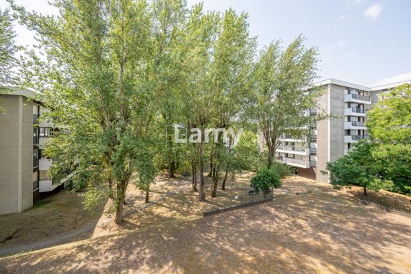 Appartement + annexe + parking