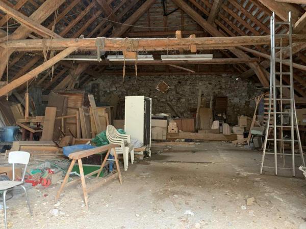 Bâtisse à rénover – LUS-LA-CROIX-HAUTE (Hameau Les Corréardes) 80 m² habitables + grande grange 140 m² + dépendances