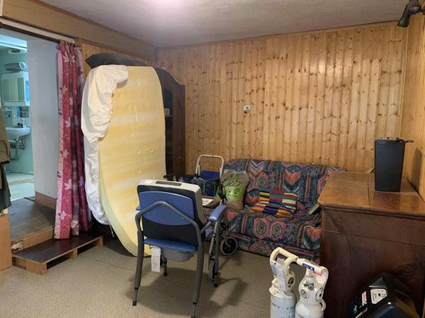 Bâtisse à rénover – LUS-LA-CROIX-HAUTE (Hameau Les Corréardes) 80 m² habitables + grande grange 140 m² + dépendances