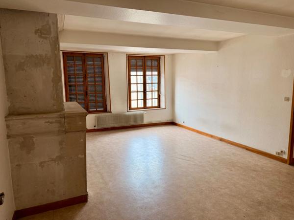 Immeuble à vendre WASSY (52)