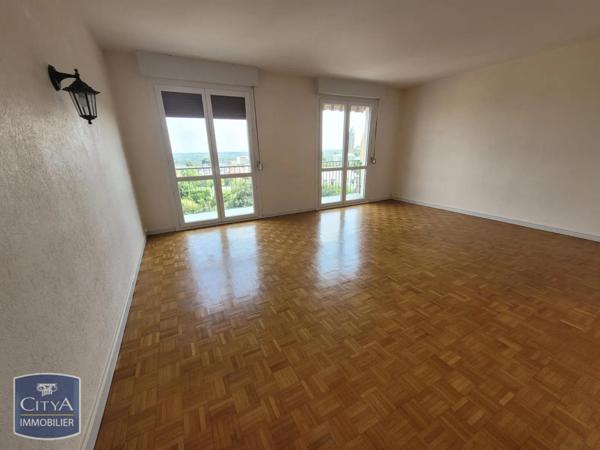 Appartement à louer 3 pièces 75.37m² Blois (41000)