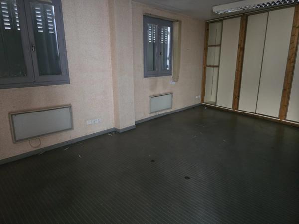 Location Bureau 1 pièces 60 m2 à Sainte-Florine