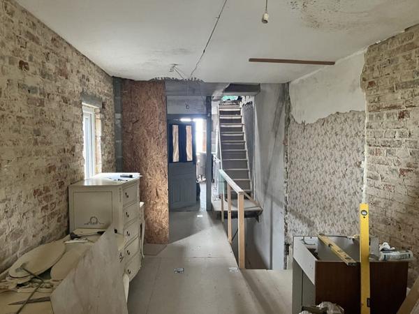 Maison à vendre |  Aigurande |  2 pièces | 69 m²