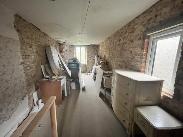 Maison à vendre |  Aigurande |  2 pièces | 69 m²