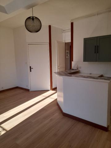 Location appartement Nantes : 525 € - AJP Immobilier Nantes Est