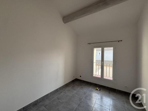 Appartement T3 à vendre  3 pièces - 46,63 m2 ST MARTIN DE CRAU - 13