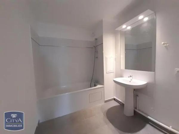 Appartement à louer 5 pièces 95.3m²