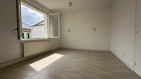 Foncier rare vue mer , maison à reconstruire à votre image