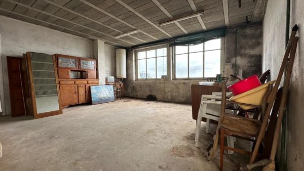 Foncier rare vue mer , maison à reconstruire à votre image